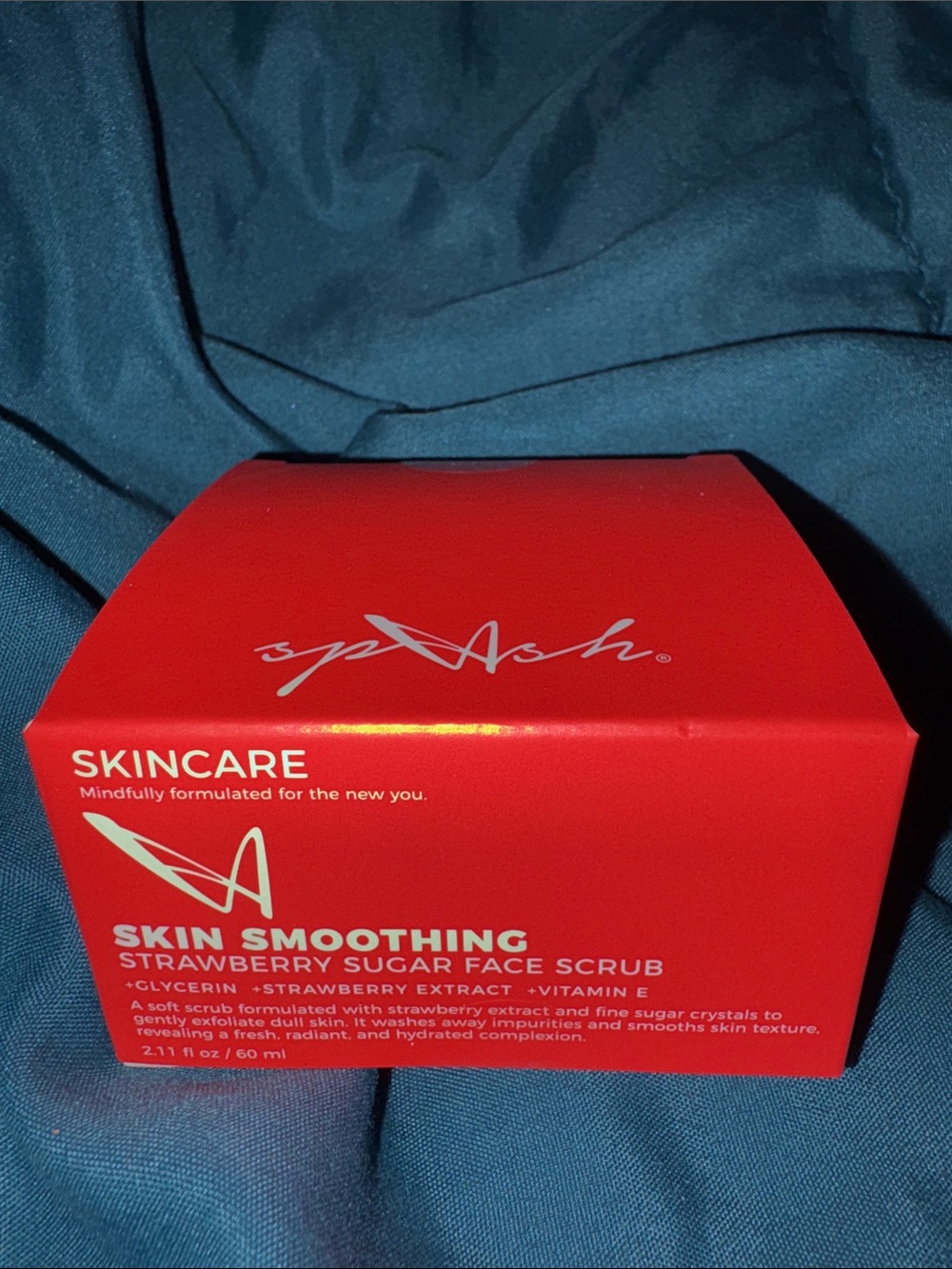 LaSplash Skin Smoothing Strawberry Sugar Face Scrub - Red